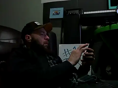 Snapshot of Numba1dad_ chatting on 1, 2, 2026 Numba1dad online show from 1, 2, 2026