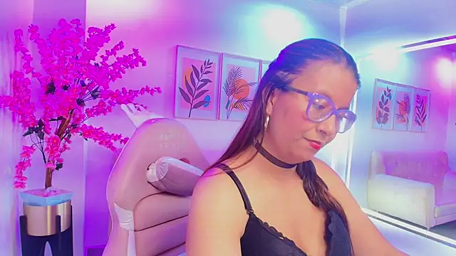 Snapshot of Amber__rouge chatting on 10, 1, 2026 Amber rouge online show from 10, 1, 2026