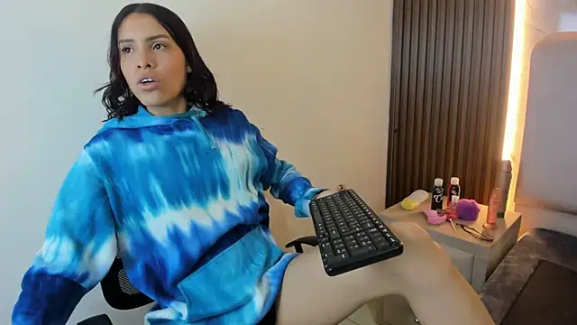 GraceAlexa12 online show from 27, 3, 2026