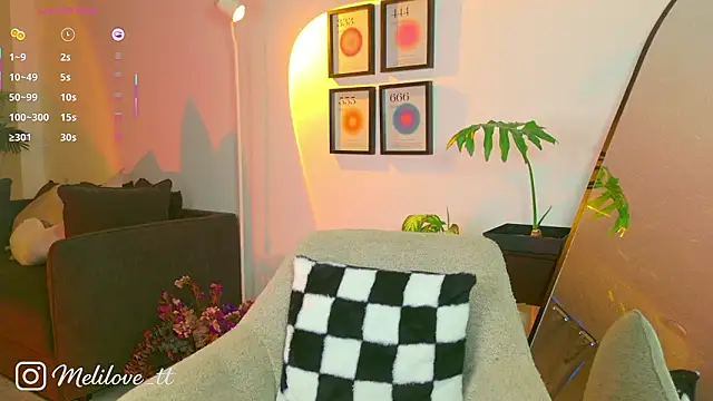 MelyTaylor  online show from 1, 2, 2026