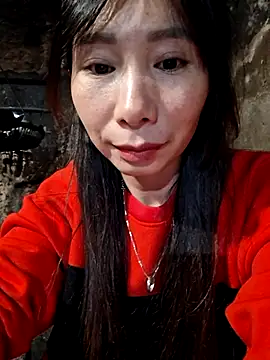 Snapshot of Adela-222 chatting on 11, 1, 2026 Adela-222 online show from 11, 1, 2026