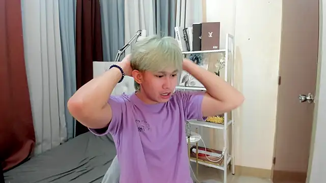 davincihugecock online show from 13, 4, 2026