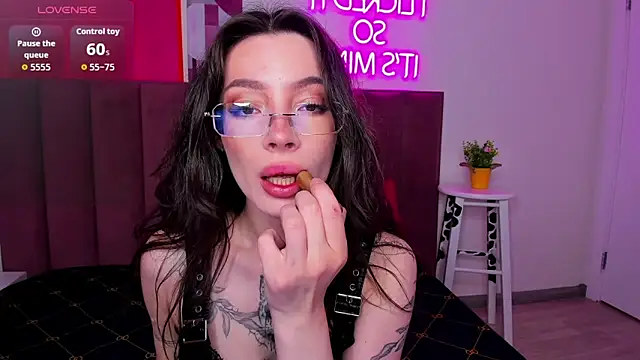 Snapshot of IvyDainty chatting on 21, 6, 2026 IvyDainty online show from 21, 6, 2026
