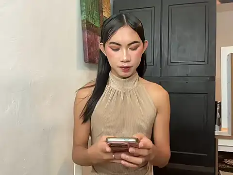 Massivecockfiona online show from 15, 6, 2026
