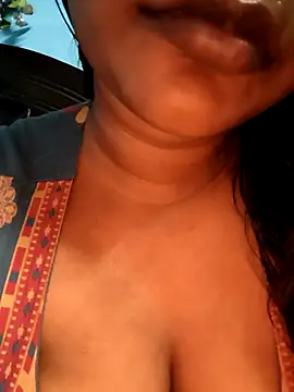 Snapshot of Desi_Nil_pori chatting on 3, 7, 2026 Desi Nil pori online show from 3, 7, 2026