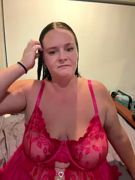 carinabro10 online show from 13, 1, 2026