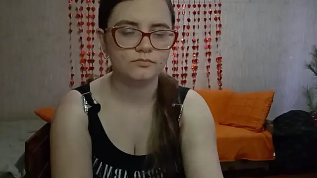 Snapshot of Miyabeee chatting on 6, 3, 2026 Miyabeee online show from 6, 3, 2026