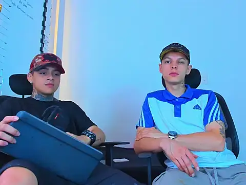 Snapshot of Thomas-Wil chatting on 1, 2, 2026 Thomas-Wil online show from 1, 2, 2026