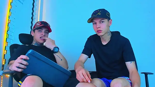 Snapshot of Thomas-Wil chatting on 27, 2, 2026 Thomas-Wil online show from 27, 2, 2026