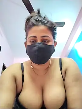 pinkihot23 online show from 28, 2, 2026