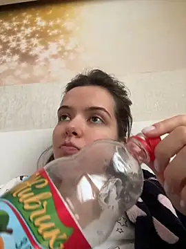 Snapshot of LadyinBed99 chatting on 3, 2, 2026 LadyinBed99 online show from 3, 2, 2026