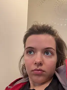 Snapshot of LadyinBed99 chatting on 5, 2, 2026 LadyinBed99 online show from 5, 2, 2026