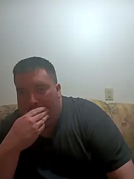 Snapshot of tacoguy1992 chatting on 14, 2, 2026 tacoguy1992 online show from 14, 2, 2026