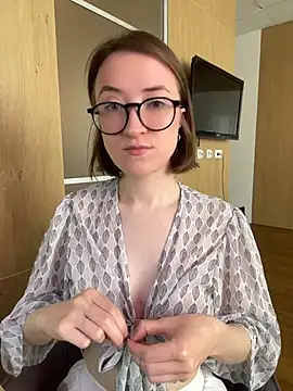 Persephone Kore online show from 24, 4, 2026