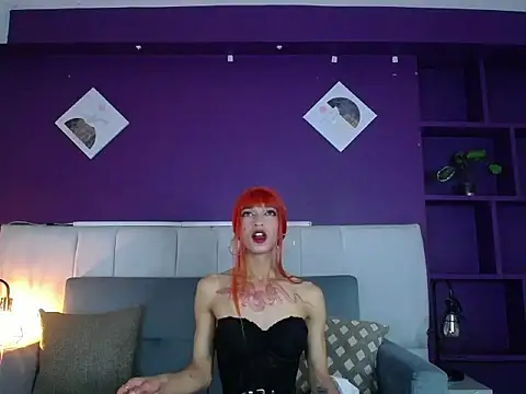 MEGHAN-QUEEN online show from 13, 1, 2026