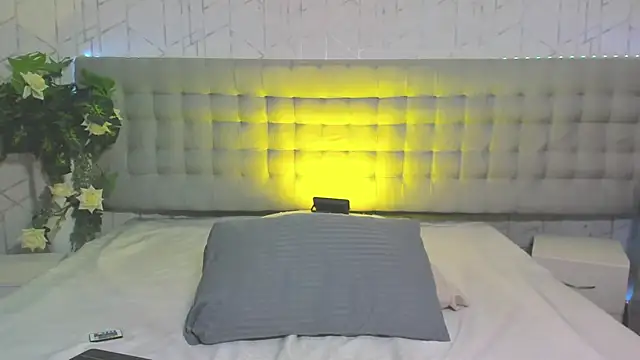 Snapshot of AlexiiaBrown chatting on 15, 3, 2026 AlexiiaBrown online show from 15, 3, 2026