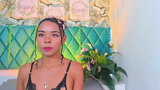 Snapshot of AlexiiaBrown chatting on 19, 5, 2026 AlexiiaBrown online show from 19, 5, 2026