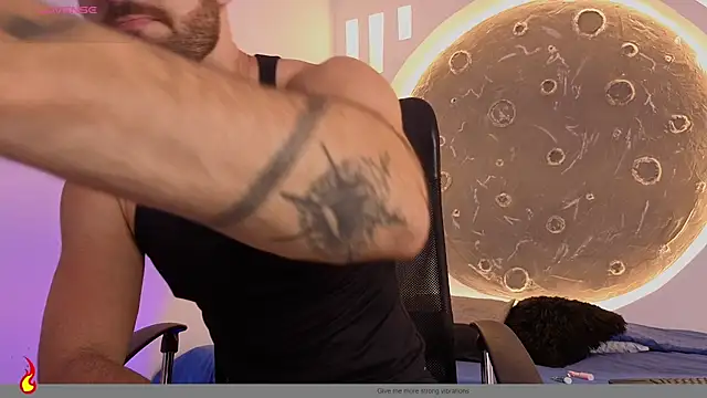 Snapshot of Apolo_lux1 chatting on 26, 6, 2026 Apolo lux1 online show from 26, 6, 2026