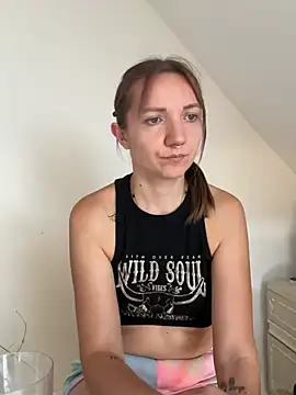 Marina und Jayden online show from 10, 7, 2026