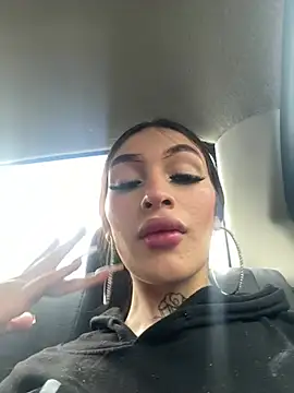 lizz lunna online show from 16, 4, 2026