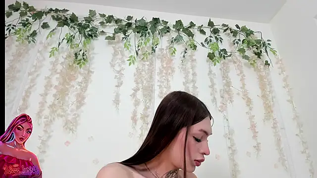 lizz lunna online show from 24, 6, 2026