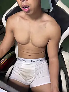 Snapshot of MuscleKing888 chatting on 15, 1, 2026 MuscleKing888 online show from 15, 1, 2026