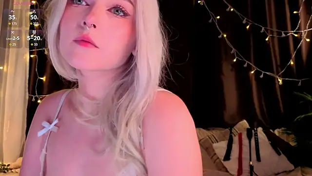 ShyniAlice online show from 13, 6, 2026