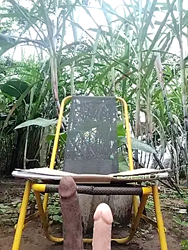 Snapshot of leona118 chatting on 9, 7, 2026 leona118 online show from 9, 7, 2026