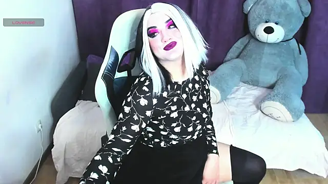 sexxx-queen online show from 19, 5, 2026