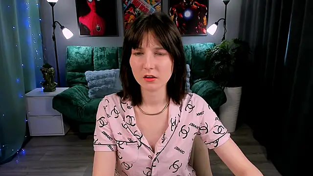 KikaOsterman online show from 2, 4, 2026