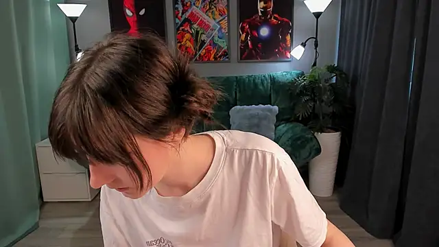 KikaOsterman online show from 13, 4, 2026