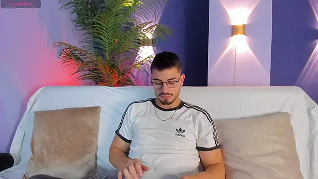 Snapshot of Jay_Grip chatting on 1, 4, 2026 Jay Grip online show from 1, 4, 2026