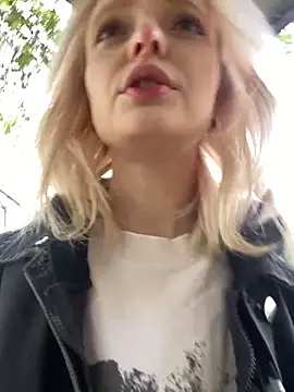 aka Blonde online show from 21, 5, 2026