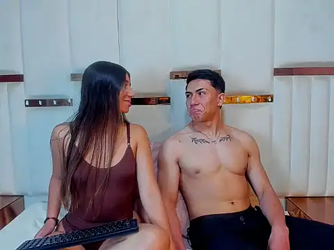 ScarlettAndLucas online show from 13, 1, 2026