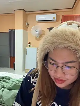 Ponthip online show from 2, 2, 2026