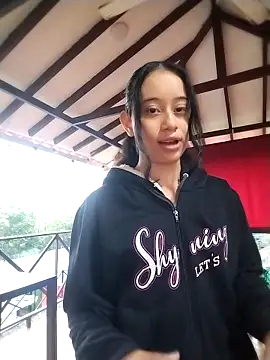 l0lita emi online show from 16, 4, 2026