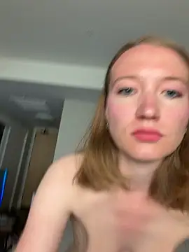 juliasweettits online show from 17, 3, 2026