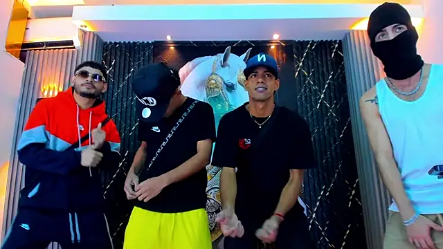 The Gods In Diamonds online show from 26, 2, 2026