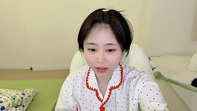 Onefiona online show from 7, 4, 2026