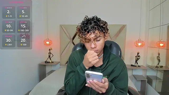 Snapshot of Anyelo_Twink chatting on 25, 4, 2026 Anyelo Twink online show from 25, 4, 2026