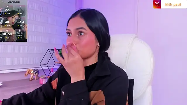 lilith petit  online show from 15, 4, 2026