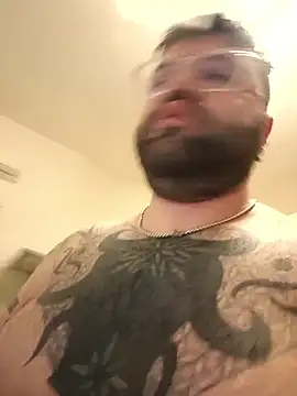 Snapshot of lovuoi20cm chatting on 10, 1, 2026 lovuoi20cm online show from 10, 1, 2026