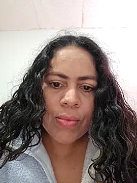  Zhamira online show from 6, 2, 2026