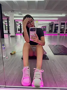 OriannaWolf online show from 24, 2, 2026