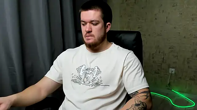 Snapshot of Well_boy chatting on 5, 2, 2026 Well boy online show from 5, 2, 2026