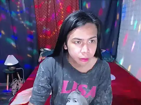 BriannaCruz24 online show from 12, 4, 2026