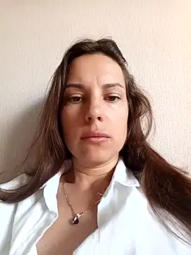 Snapshot of She-Moon chatting on 1, 7, 2026 She-Moon online show from 1, 7, 2026