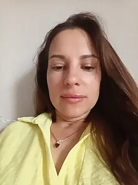 Snapshot of She-Moon chatting on 13, 7, 2026 She-Moon online show from 13, 7, 2026