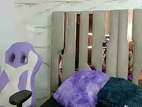 KarinaRows online show from 12, 1, 2026