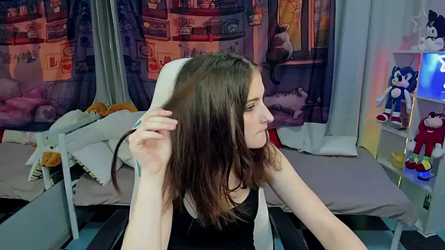 KiraDuvall online show from 30, 6, 2026